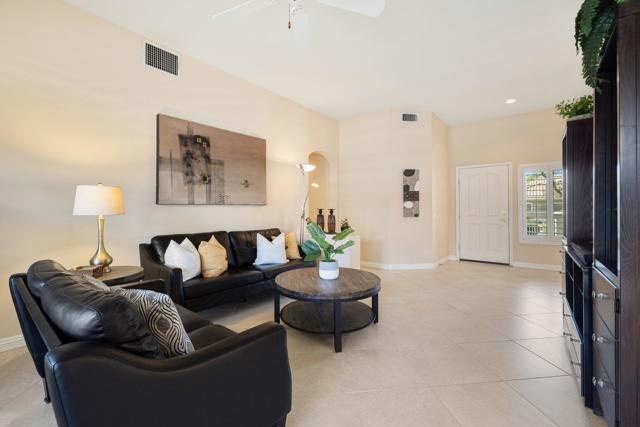 78352 Yucca Blossom Drive, Palm Desert CA: https://media.crmls.org/mediaz/69b4c225-9739-41c5-8949-e27bbdc8f04b.jpg