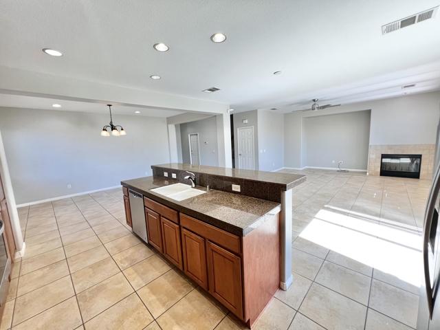 43770 Campo Place, Indio CA: https://media.crmls.org/mediaz/69b528a4-e533-4cab-90a6-6fefa88a0e40.jpg