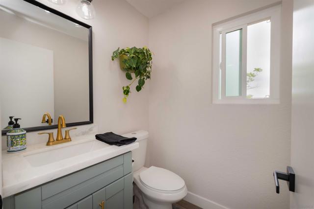 1426 Westwood Pl., Oceanside CA: https://media.crmls.org/mediaz/69b5894d-8638-4dd7-a030-98abccf7aa40.jpg