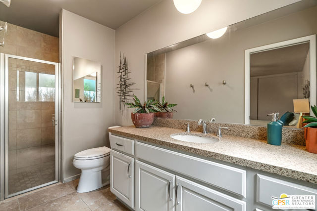 2072 S Bobolink Lane, Palm Springs, CA 92264