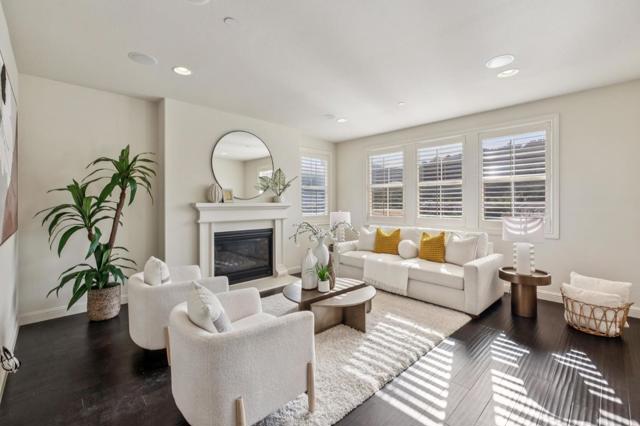 101 Butterweed Lane, Brisbane CA: https://media.crmls.org/mediaz/69b5bede-bdd6-4e60-ade2-26982a2871a0.jpg