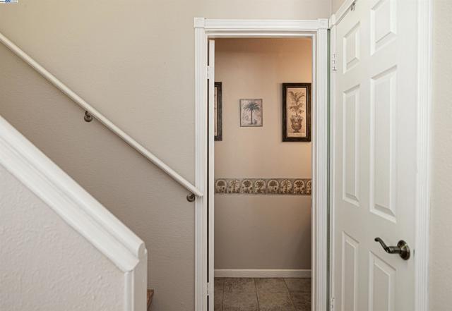 477 Clifford Ct, Bay Point CA: https://media.crmls.org/mediaz/69b6cde9-cf04-4a58-a4d5-55a098e74477.jpg