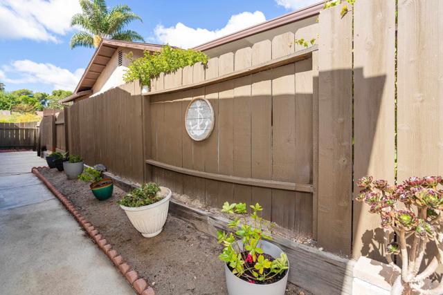 Detail Gallery Image 23 of 25 For 1540 Highridge Dr, Oceanside,  CA 92056 - 2 Beds | 2 Baths