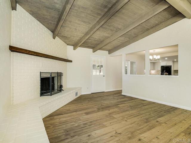 Detail Gallery Image 11 of 65 For 2844 Live Oak Park Rd, Fallbrook,  CA 92028 - 4 Beds | 2/1 Baths