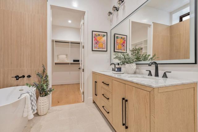 11664 Winding Way, Los Altos CA: https://media.crmls.org/mediaz/69b7f98a-e2b4-4746-9c8e-0f55b47513e4.jpg