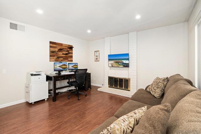 17078 Matinal Rd, San Diego CA: https://media.crmls.org/mediaz/69b8081f-d7cd-4dac-ba49-1e317917635f.jpg