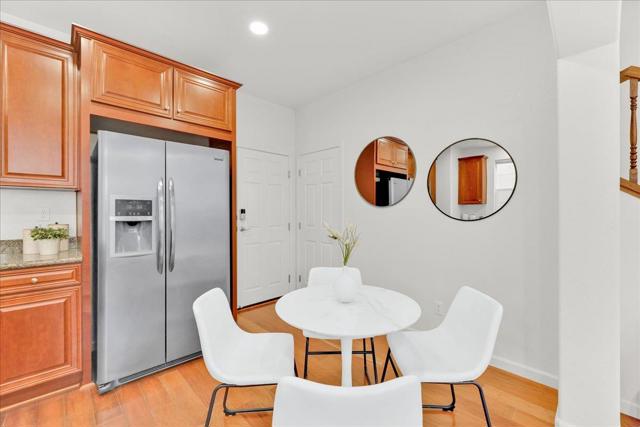 541 Ravenna Way, Hayward CA: https://media.crmls.org/mediaz/69b81b19-7d81-4856-be14-e1b18b924ef2.jpg