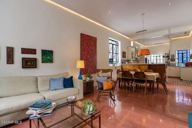 145 C. Bruselas Guadalajara,  CA: https://media.crmls.org/mediaz/69b823ba-36e2-44ec-89da-58be2f68a473.jpg