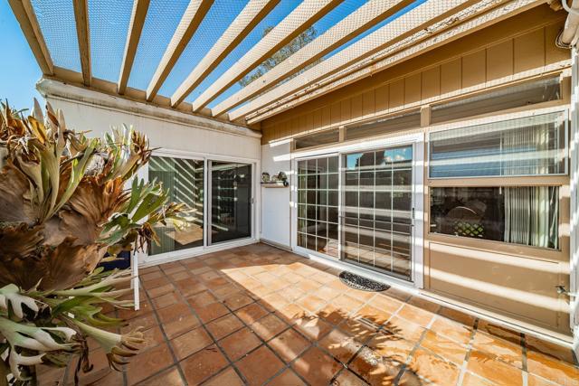 Detail Gallery Image 1 of 43 For 3621 S Vista Campana #11,  Oceanside,  CA 92057 - 2 Beds | 2 Baths