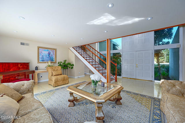 1568 Aspenwall Road, Westlake Village CA: https://media.crmls.org/mediaz/69b9ed93-e875-4324-94be-f1a9b11b9073.jpg
