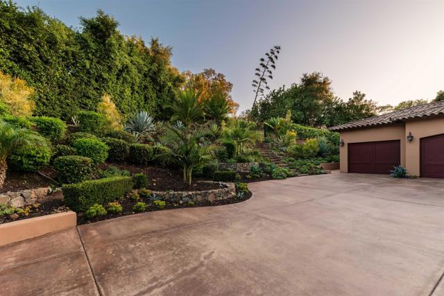 Detail Gallery Image 53 of 72 For 18102 via Ascenso, Rancho Santa Fe,  CA 92067 - 6 Beds | 6/1 Baths