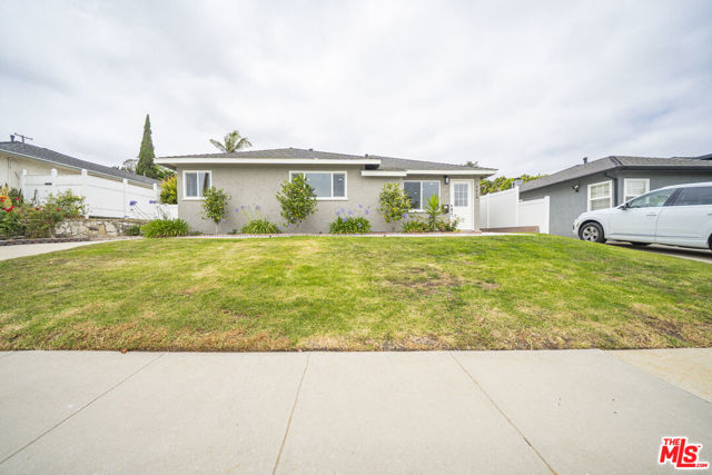 2618 Brian Avenue, Torrance CA: https://media.crmls.org/mediaz/69ba90ad-2f2b-4f18-8e35-c9b83191bf79.jpg