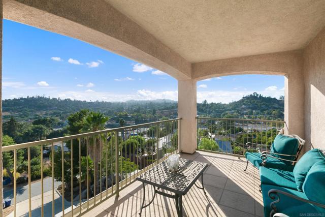 1566 Plantation Way, El Cajon CA: https://media.crmls.org/mediaz/69bb0c76-bdcc-4190-aa76-80c56d6c662d.jpg