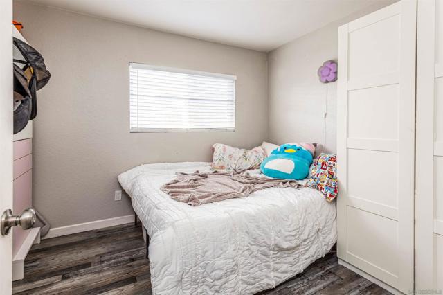 2749 Pikake St, San Diego CA: https://media.crmls.org/mediaz/69bb1c1f-b8a0-47ce-bfc9-527a480bf341.jpg