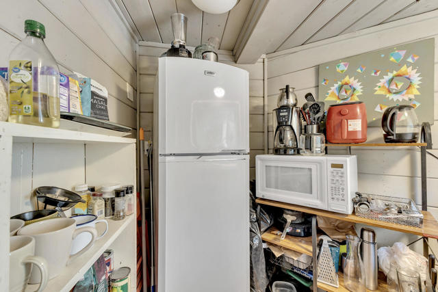 25585 Alderwood St Street, Idyllwild CA: https://media.crmls.org/mediaz/69bcaed3-123c-45e7-b432-91fea02b127c.jpg