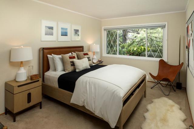 252 Raymundo Drive, Woodside CA: https://media.crmls.org/mediaz/69bd0909-0ef4-4936-8929-90fa98b56cc3.jpg