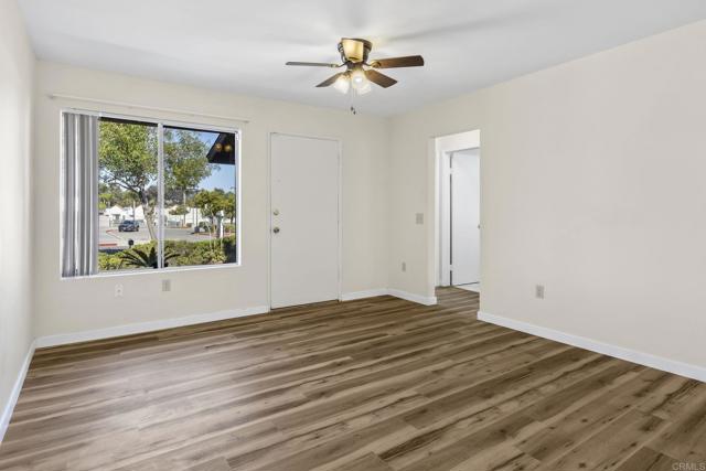 1523 Temple Heights Drive, Oceanside CA: https://media.crmls.org/mediaz/69bdcd73-ae1f-4f5b-96af-c87c3219139b.jpg