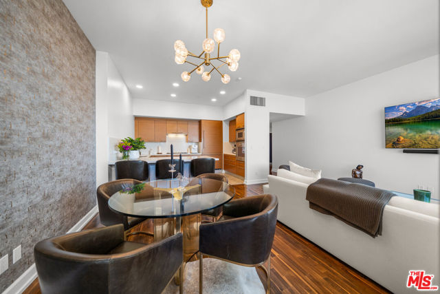 900 West Olympic Boulevard, 28E photo 9