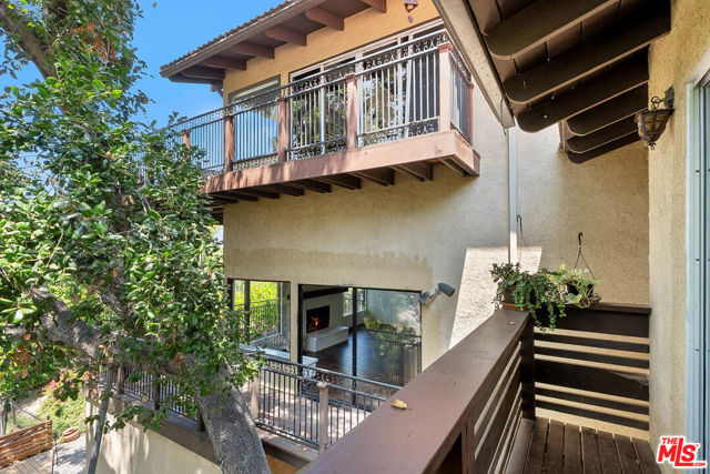4713 Bedel Street, Woodland Hills CA: https://media.crmls.org/mediaz/69c111d7-f14a-4a9e-b688-a1f57dc520dc.jpg