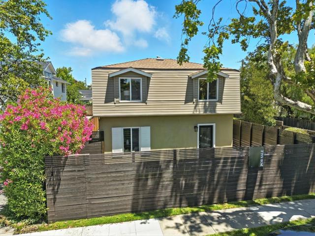 946 Laguna Avenue, Burlingame CA: https://media.crmls.org/mediaz/69c16618-4c23-48b0-af64-20629a44ab4f.jpg
