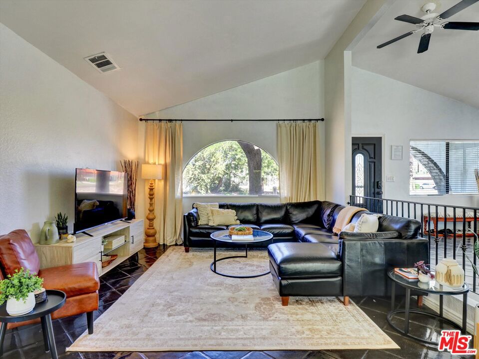 MLS #25621553 image #11