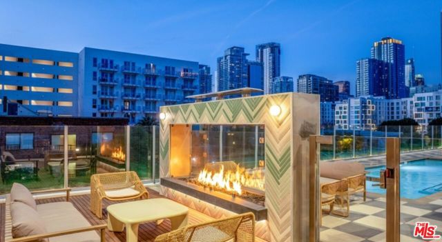 1340 S Hill Street, Los Angeles CA: https://media.crmls.org/mediaz/69c40a8f-1b70-4886-bf74-1966cc342a0f.jpg