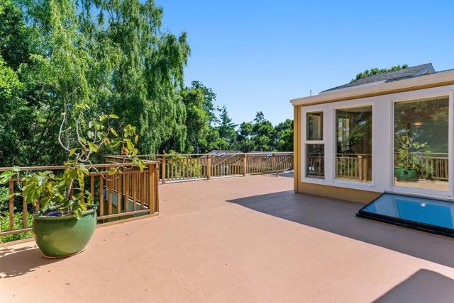 825 Skyward Drive, Aptos CA: https://media.crmls.org/mediaz/69c41baa-5676-44bb-b433-b79d01b6cb5d.jpg