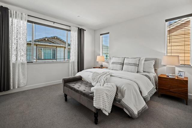 2721 Parkview Way, Marina CA: https://media.crmls.org/mediaz/69c41e4c-75e0-461d-b0f3-24b1d852e8bd.jpg