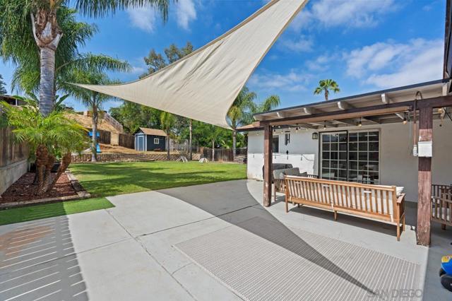 9126 Heatherdale St, Santee CA: https://media.crmls.org/mediaz/69c55e02-7da0-4b93-9fc1-f3b85975f129.jpg
