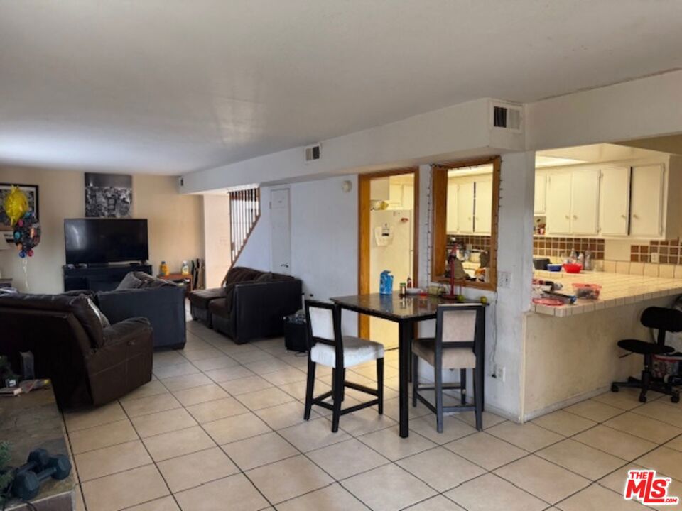 MLS #25569989 img 35