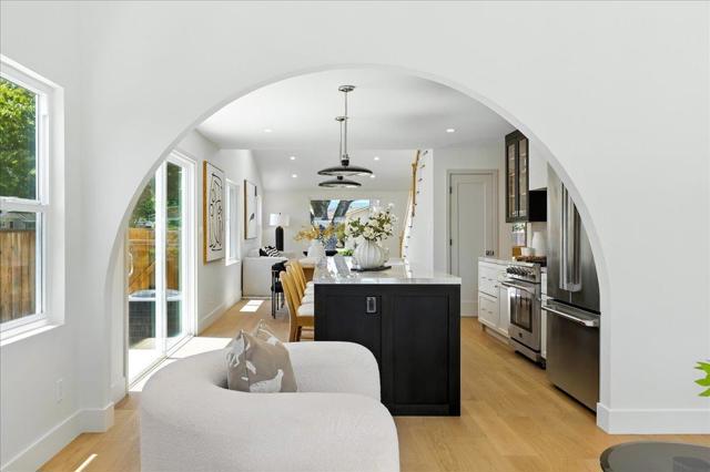 2286 Weston Drive, San Jose CA: https://media.crmls.org/mediaz/69c6ff71-39fd-4052-86a3-2a4fa7f25714.jpg