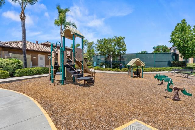 13033 Lamia Point, San Diego CA: https://media.crmls.org/mediaz/69c71980-5416-4fa3-b4ba-6d6e58c037dd.jpg