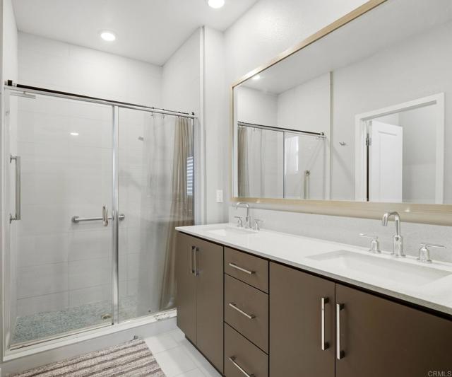 Detail Gallery Image 13 of 32 For 10433 Newbliss Way, San Diego,  CA 92126 - 3 Beds | 2 Baths