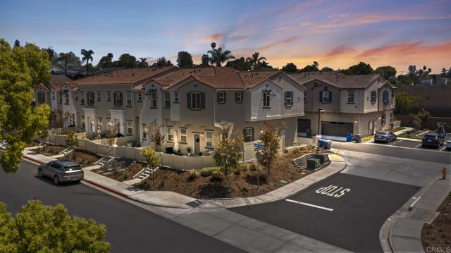 Detail Gallery Image 1 of 1 For 143 Avenida Chapala #101,  San Marcos,  CA 92069 - 4 Beds | 2/1 Baths