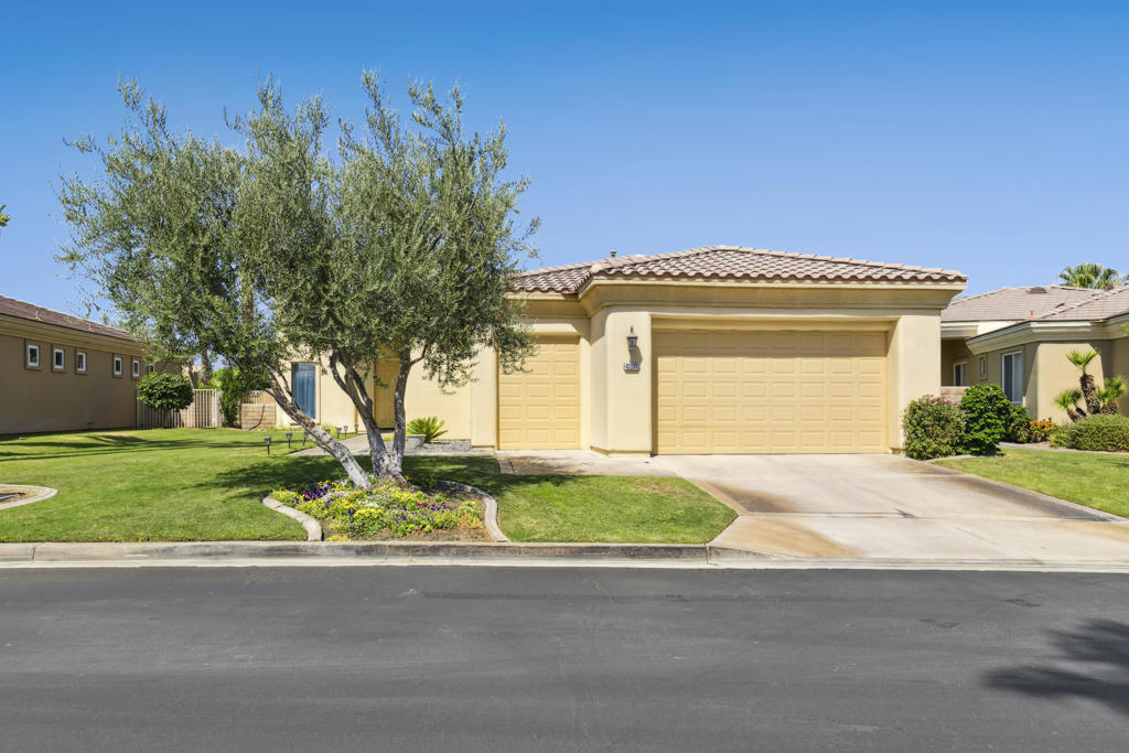 42533 Capri Drive