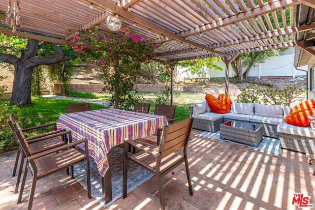 6941 Scarborough Peak Drive, West Hills CA: https://media.crmls.org/mediaz/69c98d1a-681d-4086-af66-9f5d9a742ee0.jpg