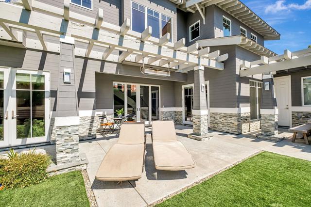375 Hillview Dr, Fremont CA: https://media.crmls.org/mediaz/69cbef63-8807-42a2-a179-fb7c1e09a600.jpg