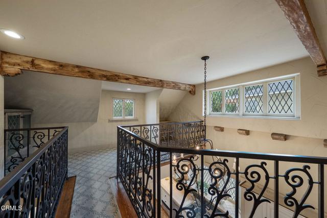 Detail Gallery Image 11 of 22 For 790 Huntington Cir, Pasadena,  CA 91106 - 4 Beds | 3 Baths