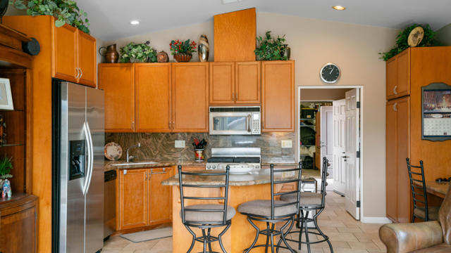 86169 Arrowood Avenue, Coachella CA: https://media.crmls.org/mediaz/69cdc8f0-fd9a-4cb0-85cb-986c0367f3cf.jpg