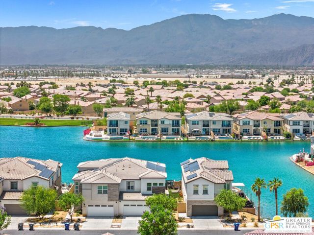 84621 Lago Breeza Drive, Indio CA: https://media.crmls.org/mediaz/69cdd950-5044-43fd-8951-a755309c177f.jpg