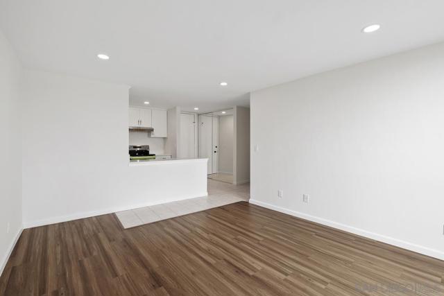 3050 Rue Dorleans, San Diego CA: https://media.crmls.org/mediaz/69cde837-3941-4c5a-8d89-772c0cf975c2.jpg