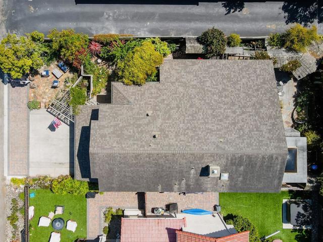 123 Presidio Avenue, El Granada CA: https://media.crmls.org/mediaz/69cdfc40-c4b3-4986-bf04-2f0795682fd7.jpg
