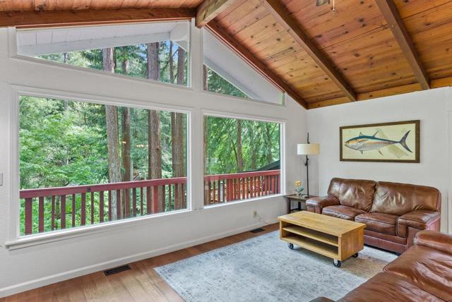 354 Lenore Way, Felton CA: https://media.crmls.org/mediaz/69ce37ba-db53-4da8-baf3-5307de210d9e.jpg