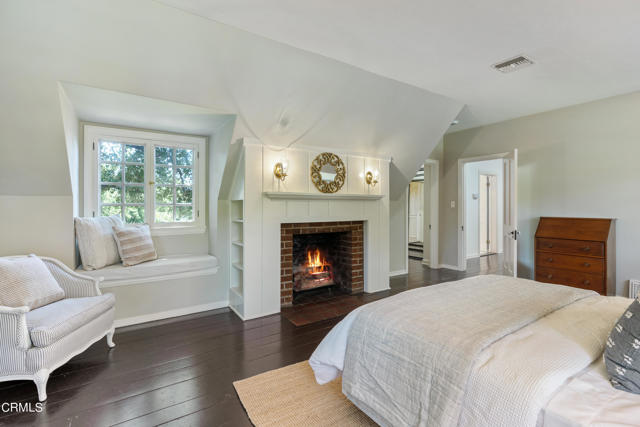 Detail Gallery Image 29 of 45 For 3642 Yorkshire Rd, Pasadena,  CA 91107 - 3 Beds | 2/1 Baths