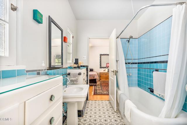 Detail Gallery Image 41 of 64 For 2707 Hermosita Dr, Glendale,  CA 91208 - 3 Beds | 3/1 Baths