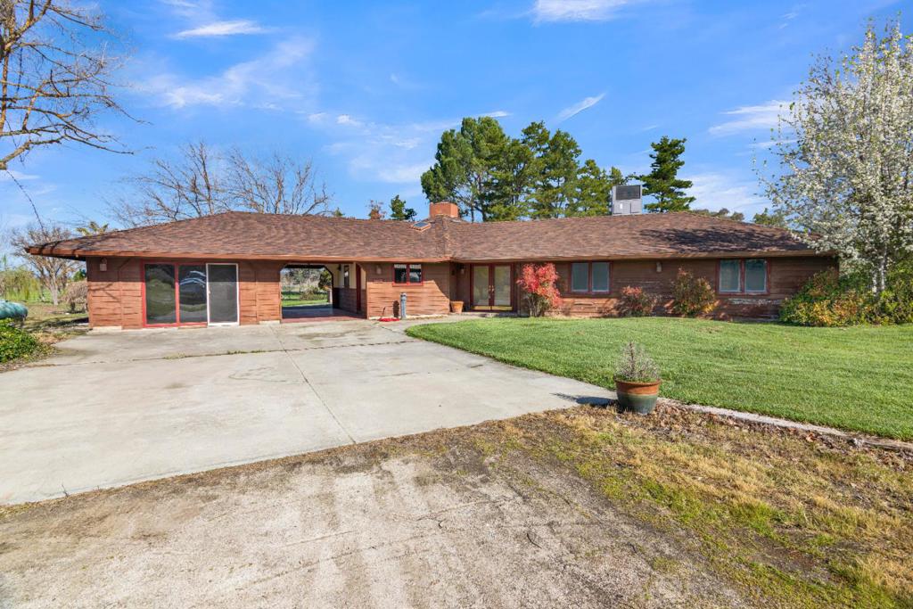 50145 Adobe Place