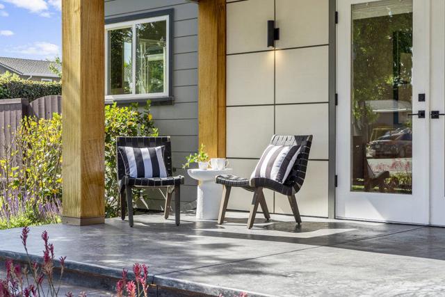 599 Dawn Drive, Sunnyvale CA: https://media.crmls.org/mediaz/69d3dd44-c171-41bf-a93a-ad371935615c.jpg