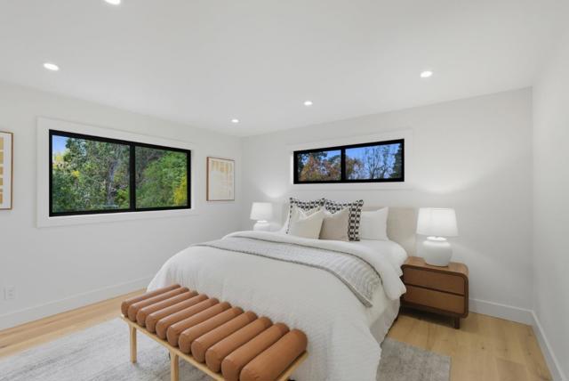 2766 Carolina Avenue, Redwood City CA: https://media.crmls.org/mediaz/69d41f0c-a76f-416a-bbdc-30e41d0794fb.jpg