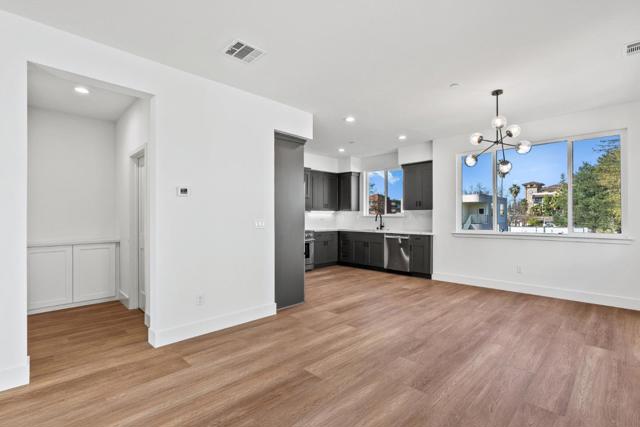 939 Woodside Road, Redwood City CA: https://media.crmls.org/mediaz/69d440f0-a6c2-41c3-9a2a-a9c9efd393d2.jpg