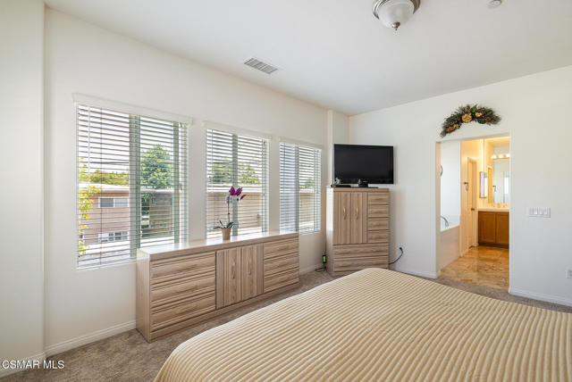 2918 Estilita Way, Simi Valley CA: https://media.crmls.org/mediaz/69d64b22-cc0f-4bb0-a9ad-c08180e25f43.jpg